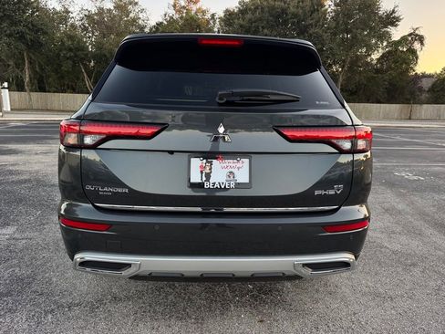 New 2025 Mitsubishi Outlander SE image 7