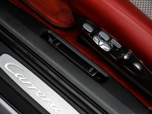 Used 2012 Porsche 911 Carrera S RWD image 37