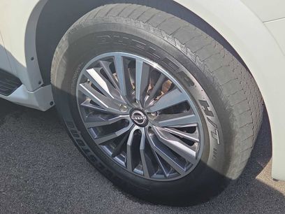 Used 2024 Nissan Armada SL w/ Captain's Chairs Package