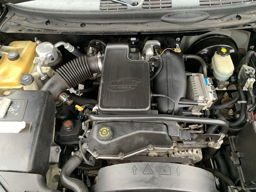 Used 2002 Chevrolet TrailBlazer LS w/ Preferred Equipment Group AWD/4WD image 19