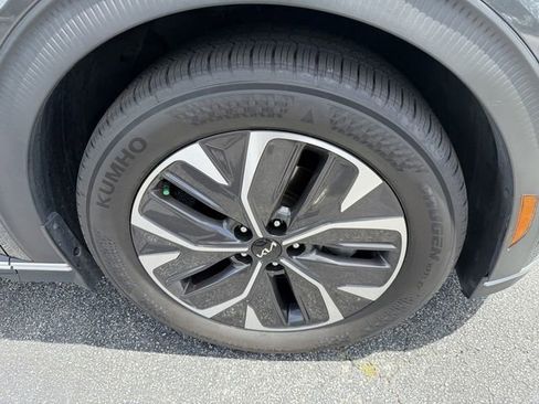 Certified 2024 Kia EV6 Light RWD image 45
