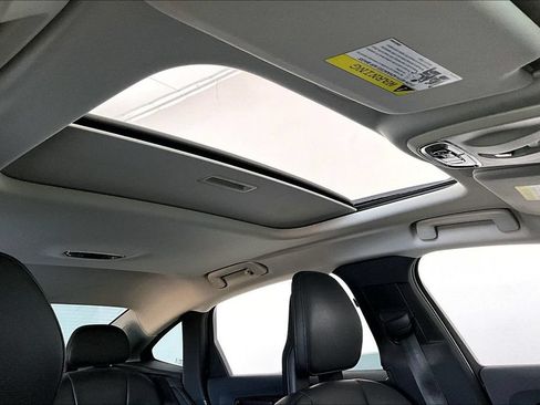 Used 2017 Volvo S90 T5 Momentum w/ Convenience Package FWD image 20