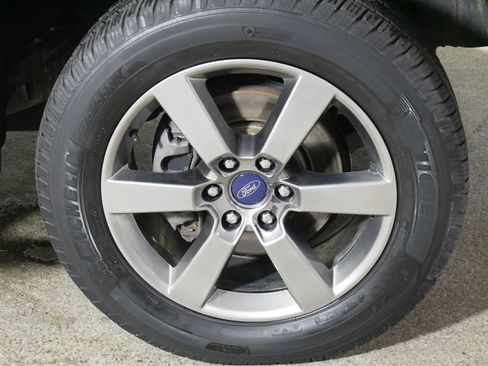 Used 2015 Ford F150 XLT w/ Equipment Group 302A Luxury image 15