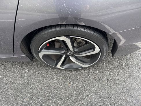 Used 2020 Honda Accord Sport image 11