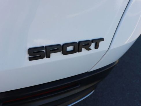 Used 2023 Honda HR-V Sport image 7