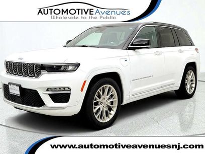 Used 2023 Jeep Grand Cherokee Summit w/ Advanced Protech Group IV