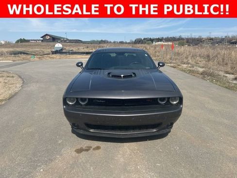 Used 2015 Dodge Challenger R/T Plus image 8
