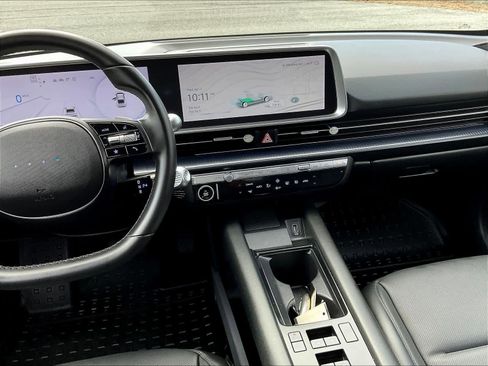 Used 2024 Hyundai Ioniq 6 SEL image 18