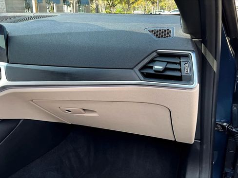 Used 2022 BMW M440i M440i w/ Premium Package image 19