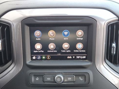 Used 2022 Chevrolet Silverado 2500 Custom w/ Custom Value Package image 14