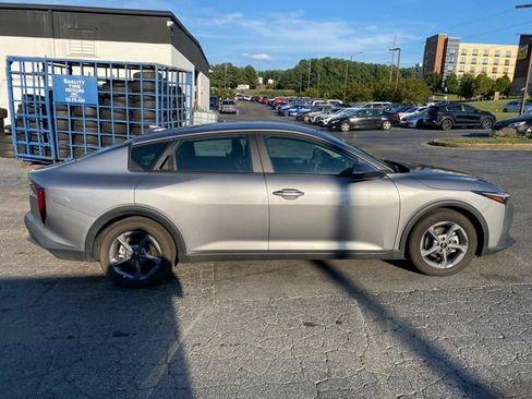 Used 2026 Kia K4 FWD image 4