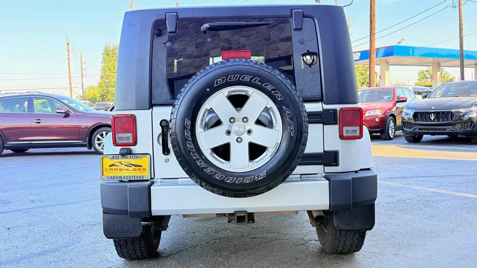Used 2010 Jeep Wrangler Sahara w/ Trailer Tow Group AWD/4WD image 6