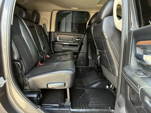 Used 2018 RAM 2500 Laramie w/ Sport Appearance Group AWD/4WD image 14