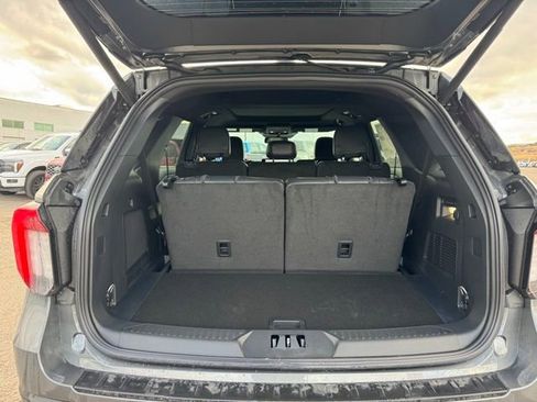 New 2026 Ford Explorer ST w/ Sun And Sound Package image 17