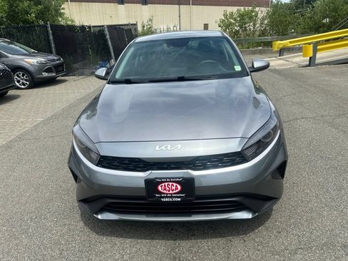 Used 2024 Kia Forte LXS FWD image 7