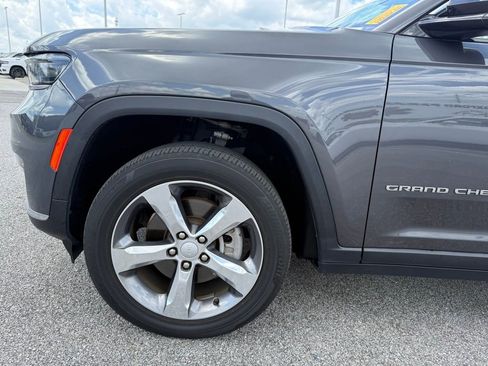 Used 2022 Jeep Grand Cherokee L Limited RWD image 26