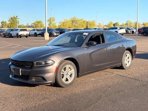 Used 2023 Dodge Charger SXT RWD image 2