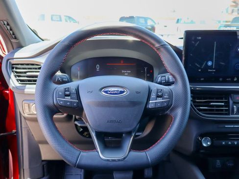 Used 2025 Ford Escape ST-Line w/ Tech Pack #1 AWD/4WD image 27