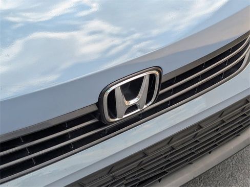 Used 2024 Honda Civic Sport image 5