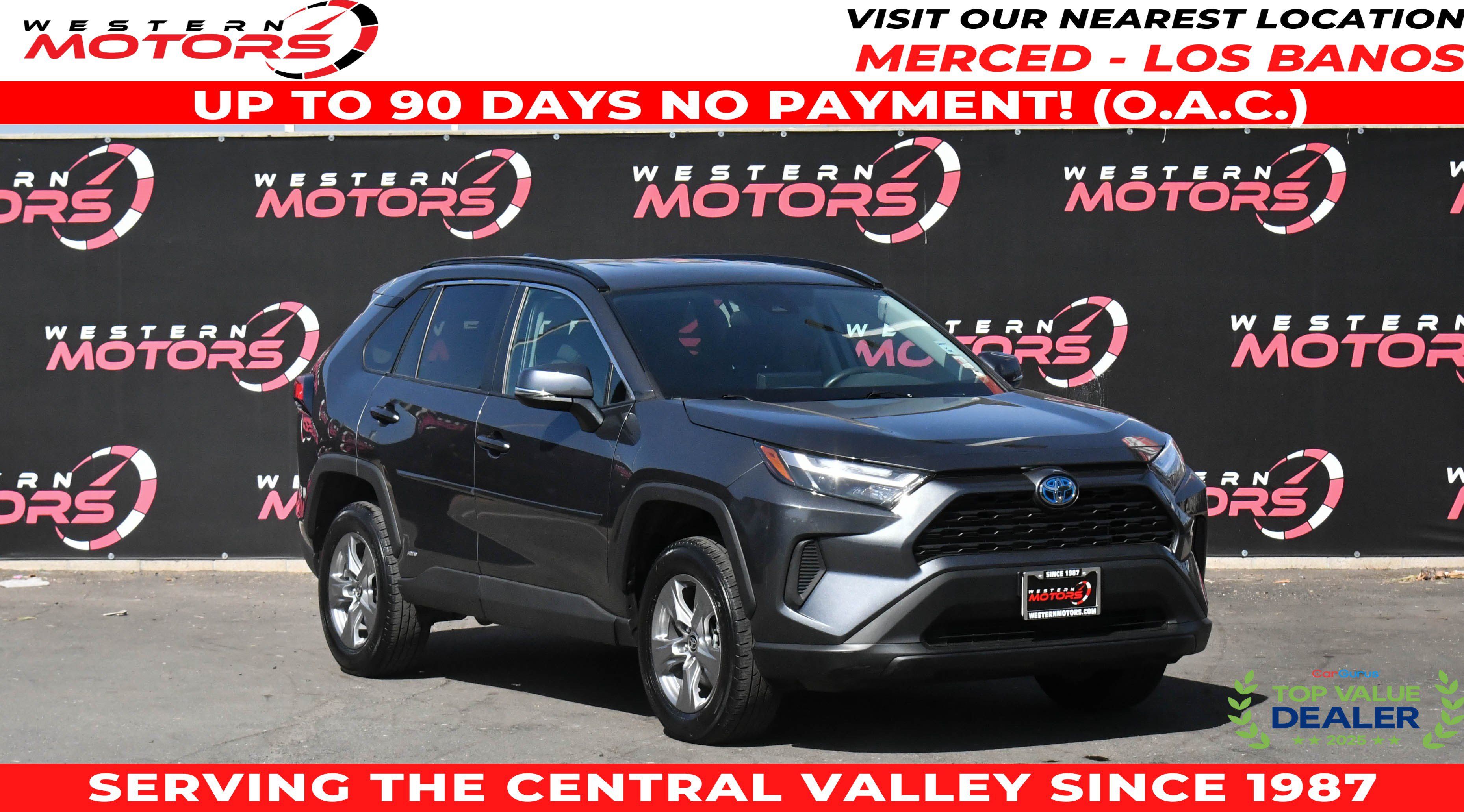 Used 2024 Toyota RAV4 LE AWD/4WD image 1