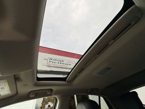 Used 2019 Buick Encore Preferred AWD/4WD image 44