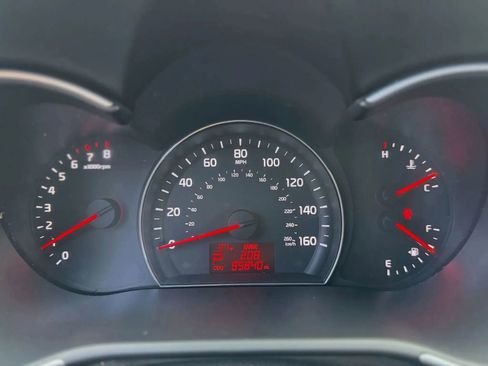 Used 2014 Kia Sorento LX AWD/4WD image 41