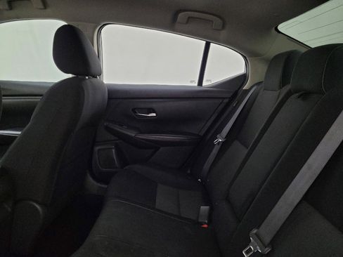 Used 2021 Nissan Sentra SV w/ Trunk Package FWD image 18