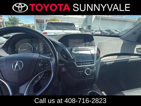 Used 2018 Acura MDX FWD w/ Tech & Entertainment image 4