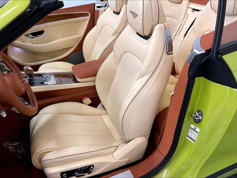 Used 2024 Bentley Continental GT image 8