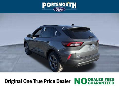 New 2026 Ford Escape ST-Line Select w/ Equipment Group 401A image 18