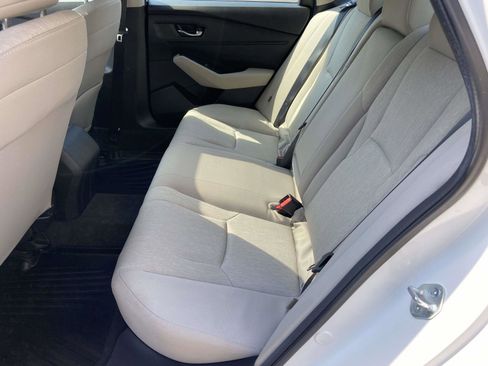 Certified 2023 Honda Accord EX image 9