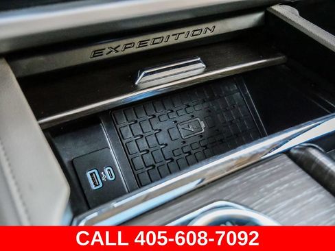 Used 2024 Ford Expedition Max Limited RWD image 41