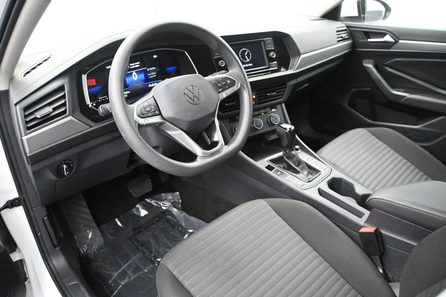 Used 2023 Volkswagen Jetta S FWD image 2