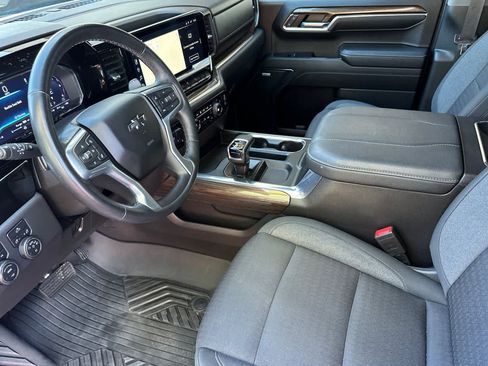 Used 2023 Chevrolet Silverado 1500 LT Trail Boss w/ Convenience Package II AWD/4WD image 13