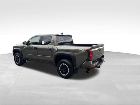 New 2026 Toyota Tacoma TRD Off-Road AWD/4WD image 3