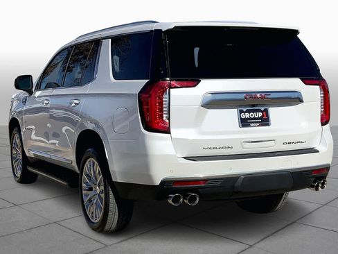 Used 2023 GMC Yukon Denali image 11