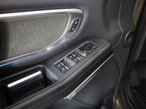 Used 2025 Ford Expedition Tremor AWD/4WD image 38