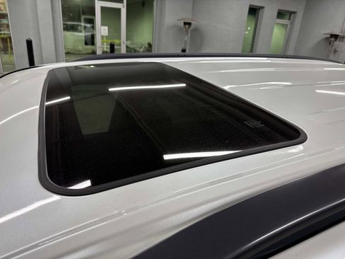 Certified 2025 Lexus LX 600 4WD w/ Luxury Package image 34