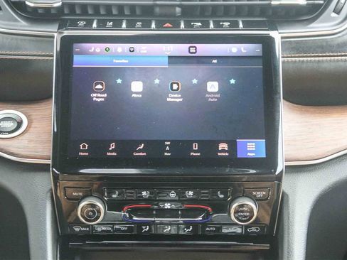 Used 2021 Jeep Grand Cherokee L Summit w/ Advanced Protech Group IV image 13