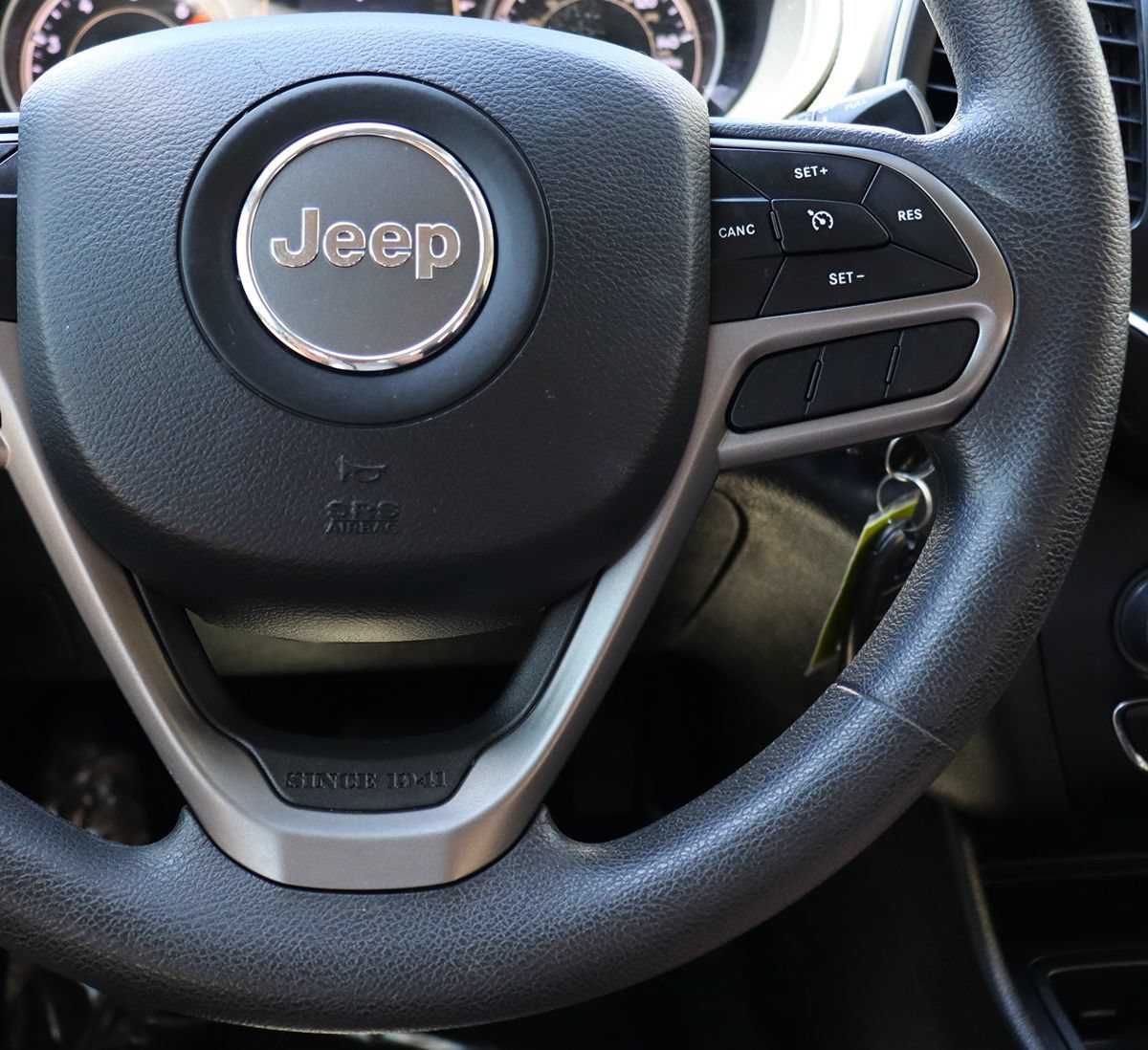 Used 2020 Jeep Cherokee Latitude FWD image 53