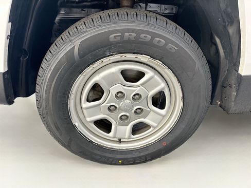 Used 2014 Jeep Patriot Sport w/ Power Value Group AWD/4WD image 32