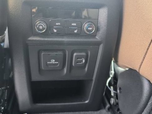 Certified 2023 Chevrolet Traverse Premier w/ LPO, Floor Liner Package AWD/4WD image 29