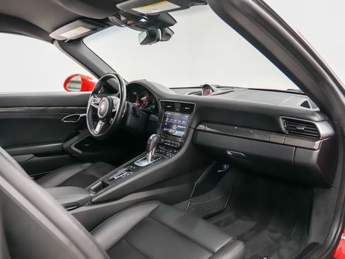 Certified 2017 Porsche 911 Targa 4S AWD/4WD image 14