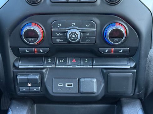 Used 2021 Chevrolet Silverado 1500 LT Trail Boss image 22