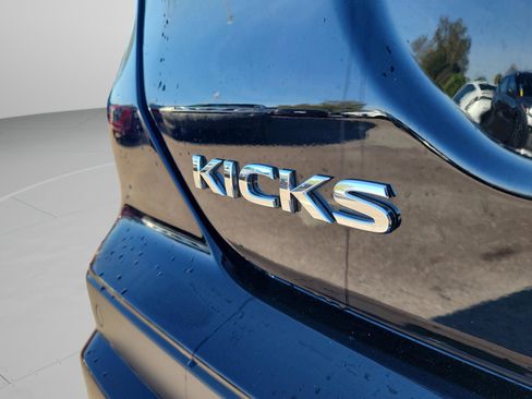 Certified 2024 Nissan Kicks S image 9