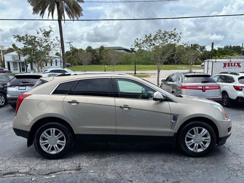 Used 2011 Cadillac SRX Luxury FWD image 6