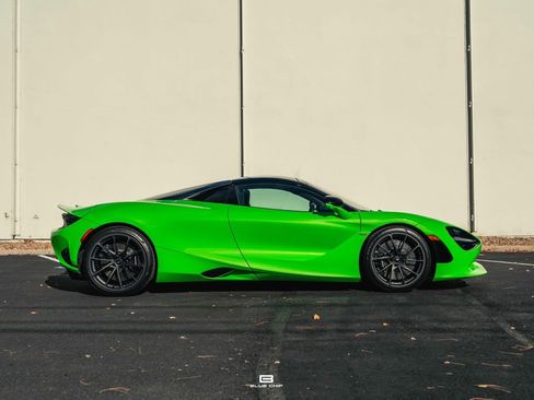 Used 2025 McLaren 750S Spider image 7