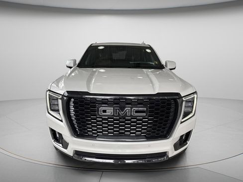 Used 2024 GMC Yukon Denali Ultimate image 8
