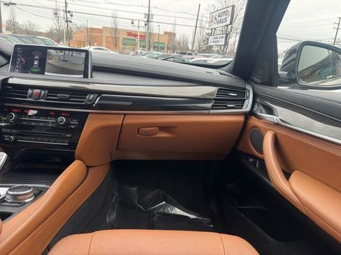 Used 2017 BMW X6 xDrive35i image 13