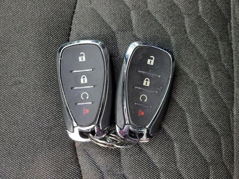 Used 2019 Chevrolet Equinox LT image 32